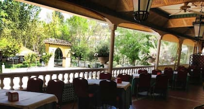 Hotel Restaurante Montserrat