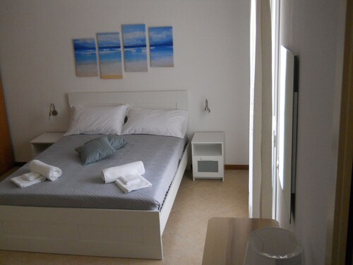 Bed and Breakfast "CIELO & MARE" Pozzallo (RG)  (CIR 19088008C101573)