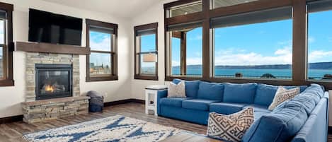 Smart TV, fireplace, video games, DVD player