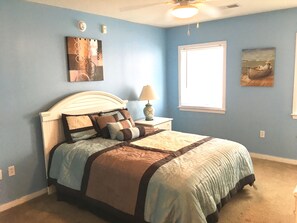 3 bedrooms, iron/ironing board, free WiFi, wheelchair access