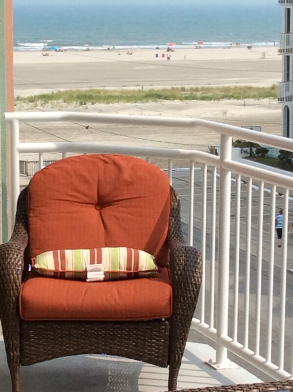 Property grounds - Labor Day Week price reduce
OCEAN VIEW 3bed 2.5 bath, Beach block Wildwood Crest (Wildwood Crest)