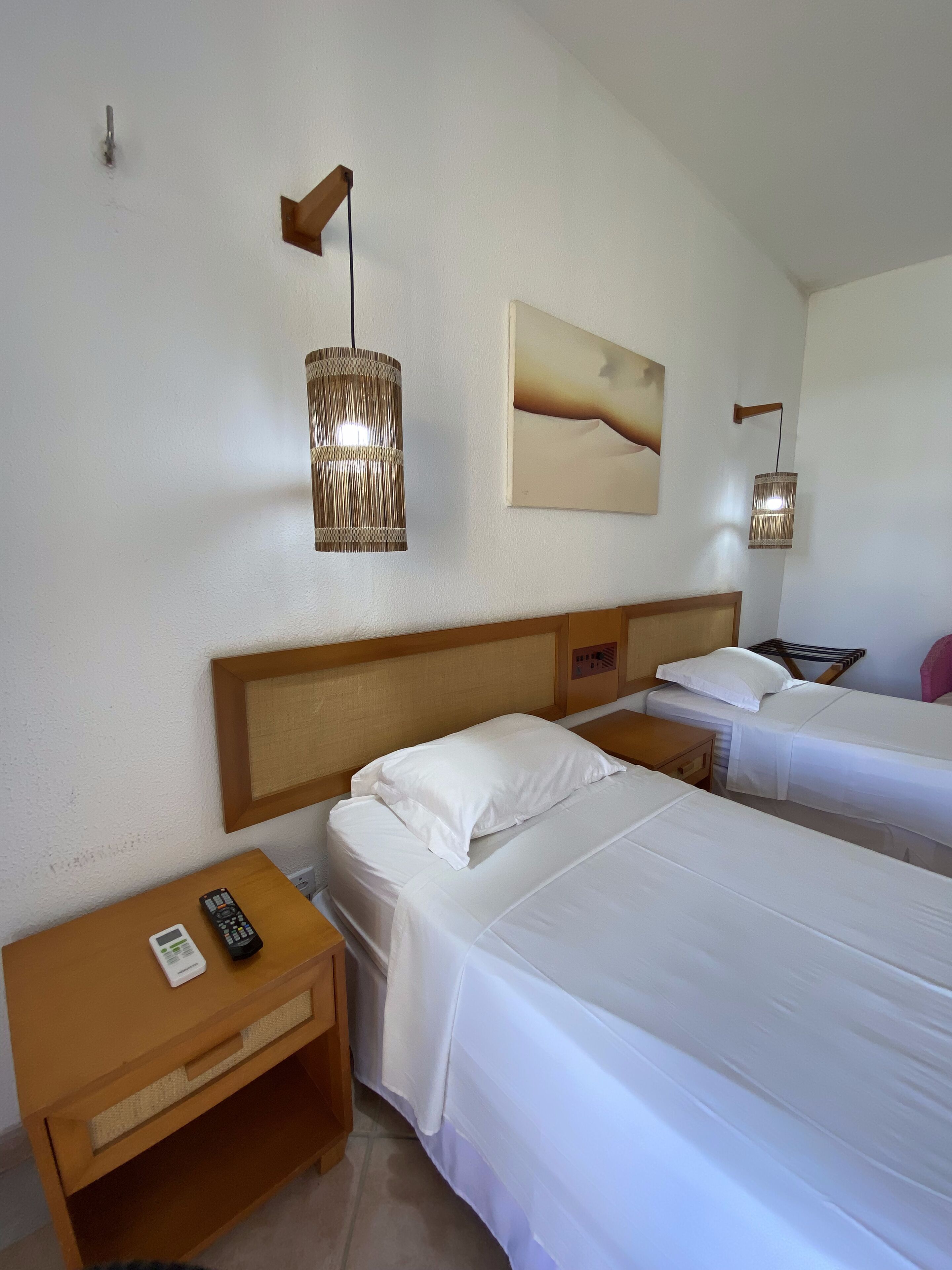 standard twin room | minibar, in-room safe, desk, laptop workspace