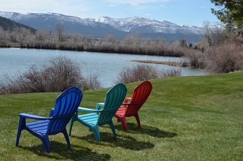 Roaring Fork Luxury Base Camp  -   3 Bed/2 Bath on River