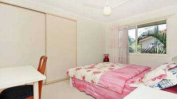 5 bedrooms, free WiFi