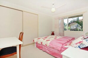 5 bedrooms, free WiFi