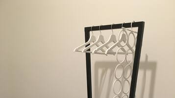 Einzelzimmer, 1 Einzelbett, Balkon | Schreibtisch, Babybetten, kostenloses WLAN