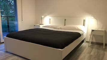 Deluxe-Doppelzimmer, 1 Queen-Bett, Parkblick | Schreibtisch, Babybetten, kostenloses WLAN