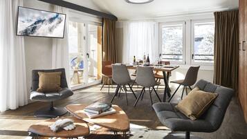 Premium bedding, minibar, in-room safe, individually decorated