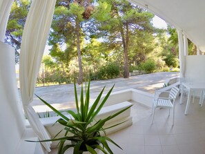 Deluxe studio suite, uitzicht op tuin (Jumilite) | Uitzicht vanuit de kamer