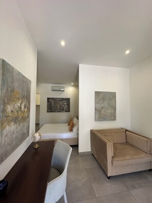 华丽开间套房, 花园景观 (Jumilite) | 客房内保险箱、遮光窗帘、隔音、床单