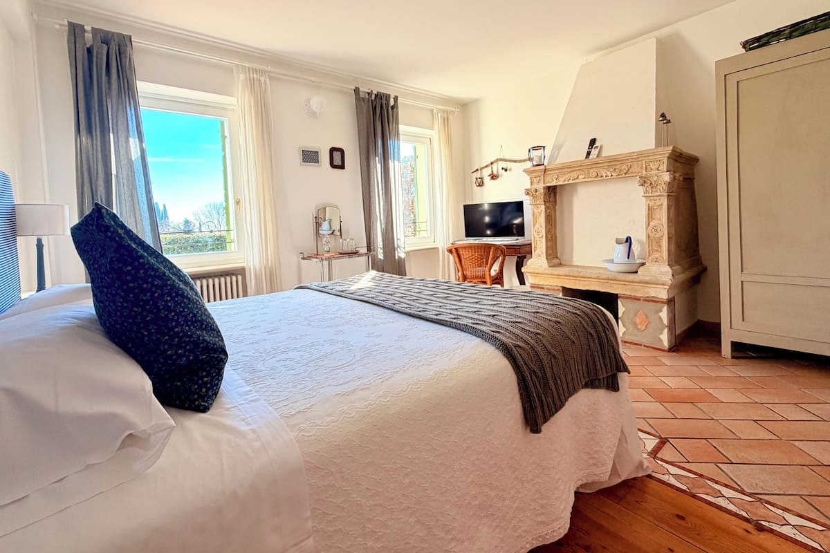 Comfort Double Room, Courtyard View, Tower | Individually decorated, individually furnished, free WiFi