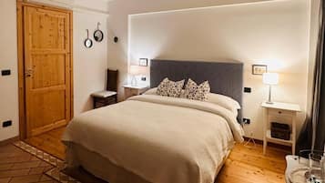 Comfort Double Room, Courtyard View, Tower | Individually decorated, individually furnished, free WiFi