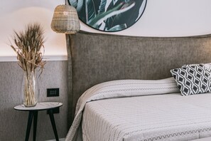 In-room safe, desk, free cribs/infant beds, free WiFi - Mangia's Himera Resort (Campofelice di Roccella)