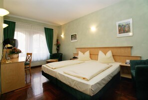 Chambre Supérieure Double ou avec lits jumeaux | 1 chambre, coffres-forts dans les chambres, Wi-Fi gratuit, draps fournis