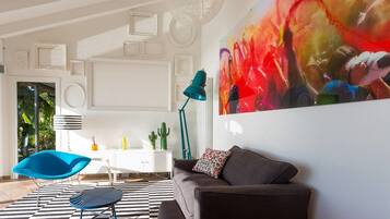 Villa (3 Bedrooms) | Living area | TV