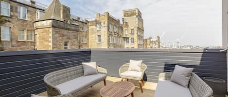 Superior-Apartment, Mehrere Betten, Stadtblick | Blick vom Balkon