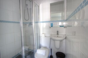Shower, towels