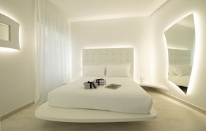 1 bedroom, minibar, in-room safe, individually decorated