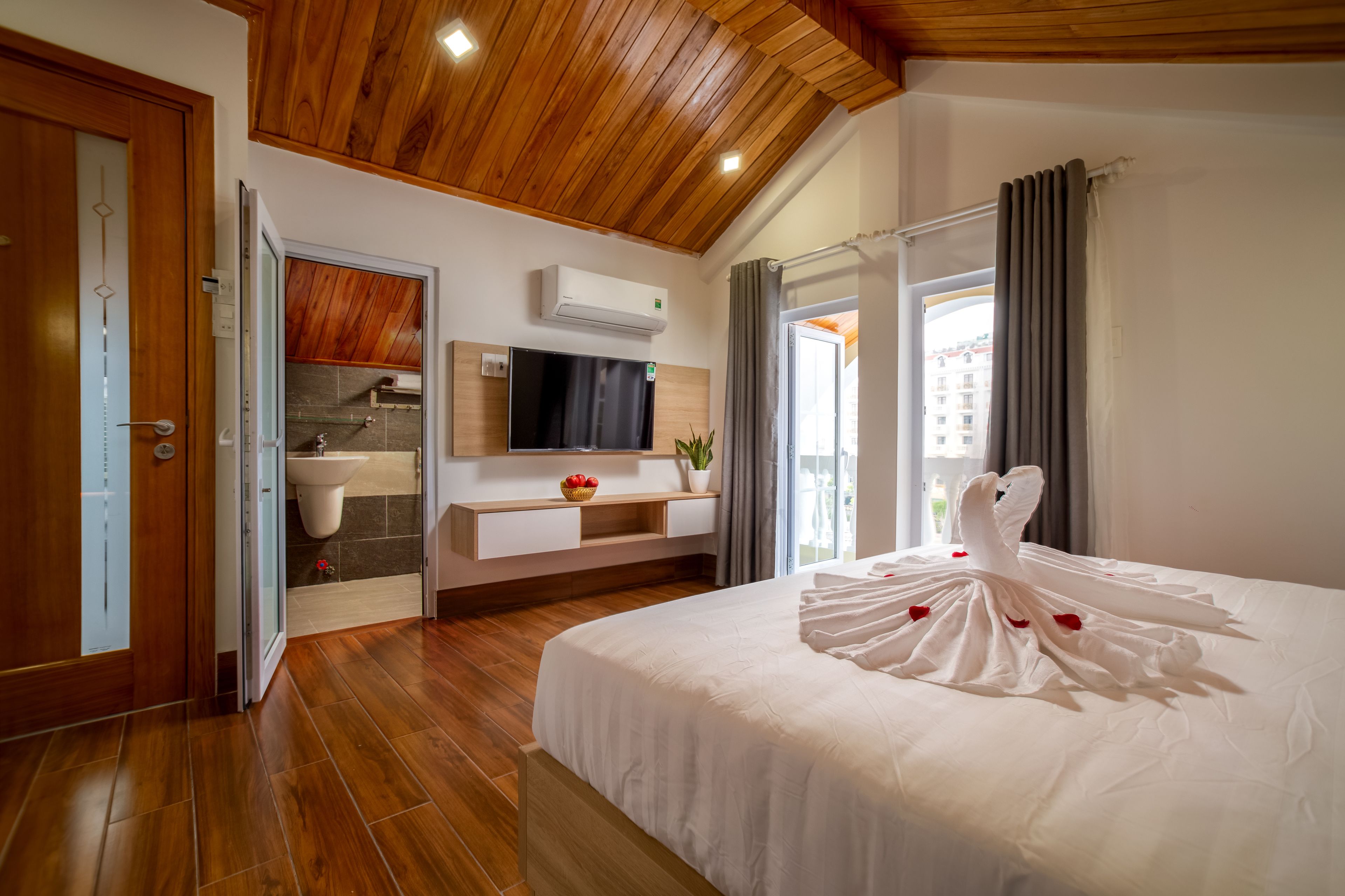 Literie de qualité supérieure, minibar, bureau, Wi-Fi gratuit