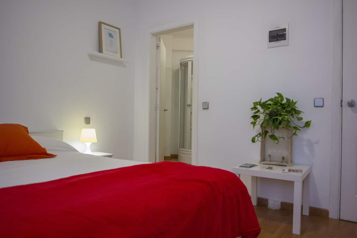 Habitación doble estándar | Wifi gratis y ropa de cama
