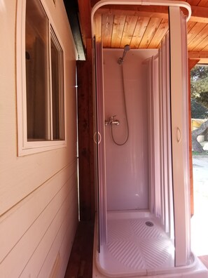 Mobile Home, 1 Bedroom | Bathroom | Shower, hair dryer - Baia Calenella (Vico del Gargano)