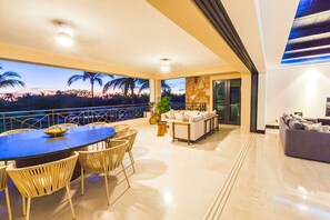 Dining - Beautiful 4 Bedroom condo Hacienda de mita, Punta Mita Premier membership (Punta de Mita)