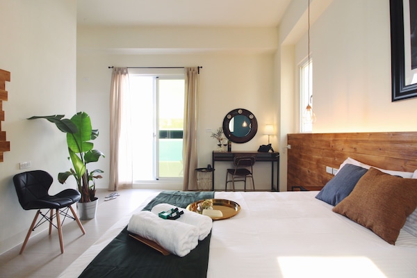 Grand Double Room | Desk, blackout drapes, soundproofing, free WiFi