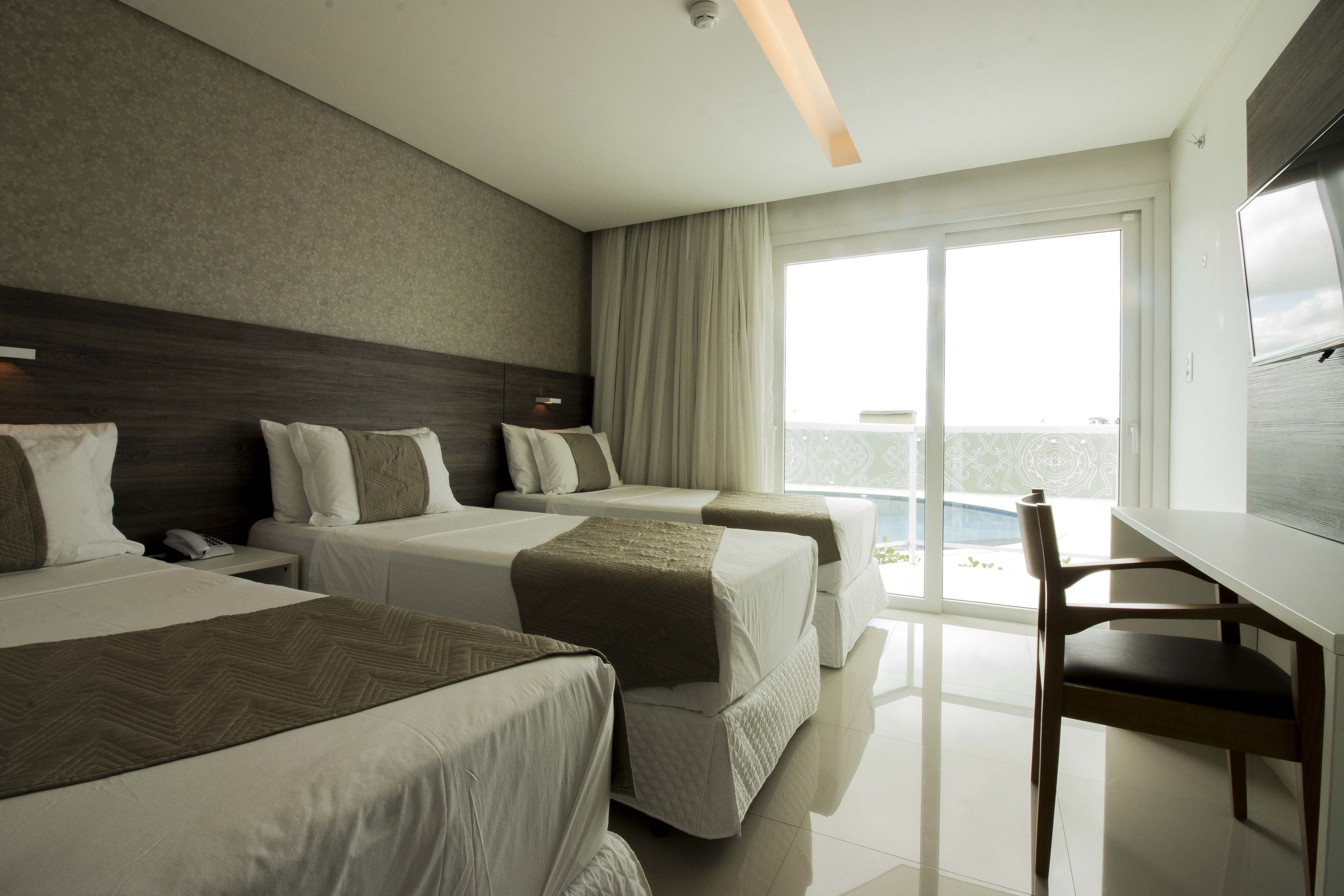 executive triple room | minibar, desk, soundproofing, iron/ironing board