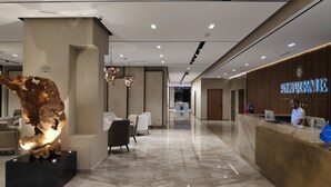 门厅