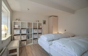 3 Schlafzimmer, Reisekinderbett, kostenloses WLAN
