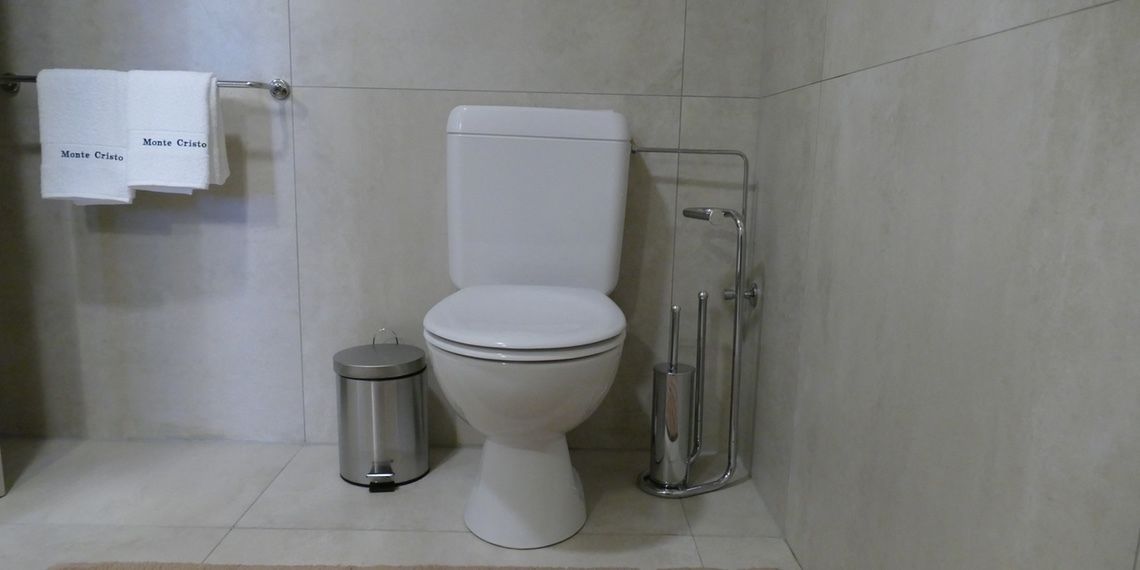 double room | bathroom | free toiletries, hair dryer, towels