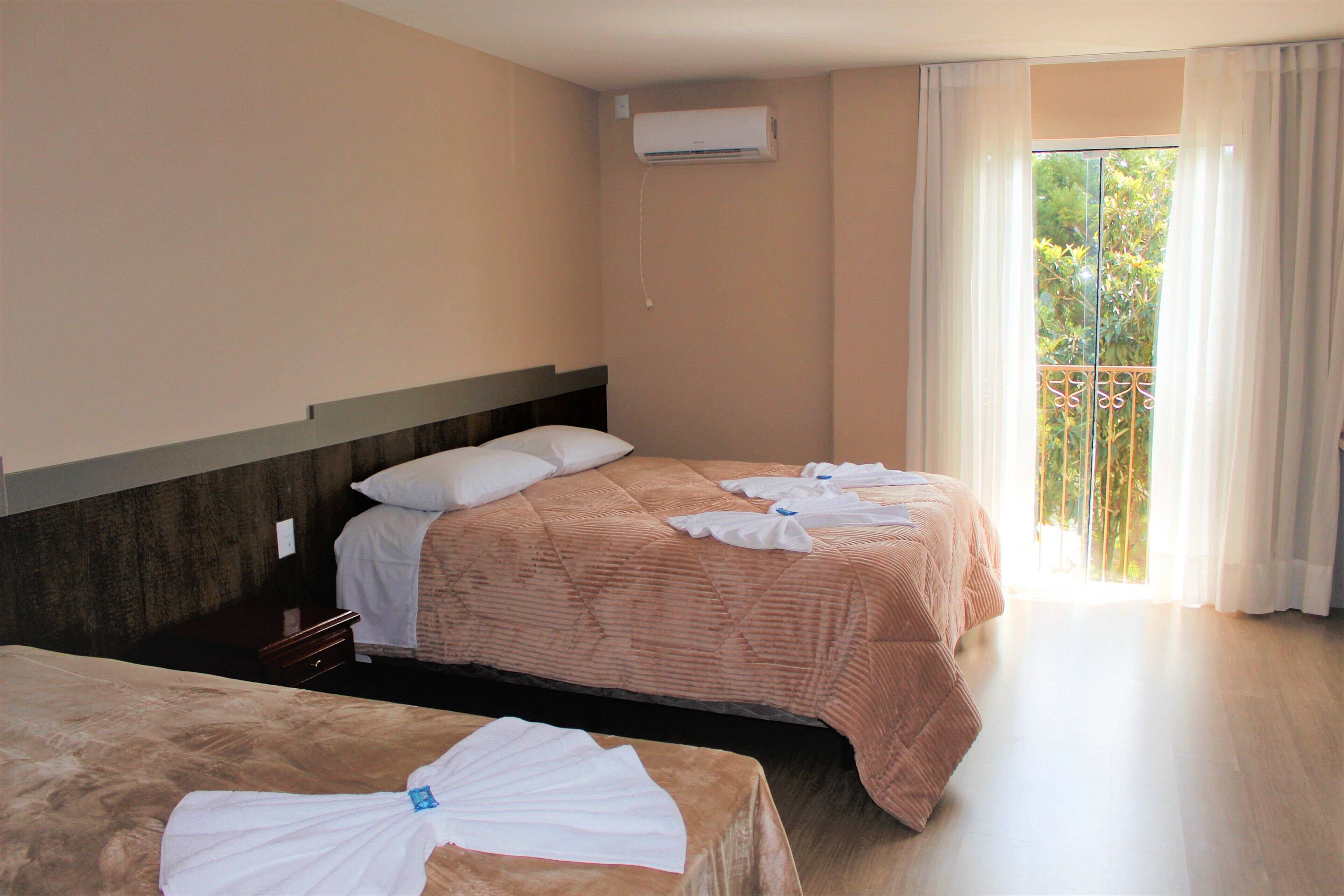 Comfort Triple Room | Free WiFi, bed sheets