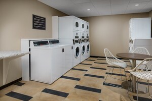 Candlewood Suites Orlando Lake Buena Vista, an IHG Hotel