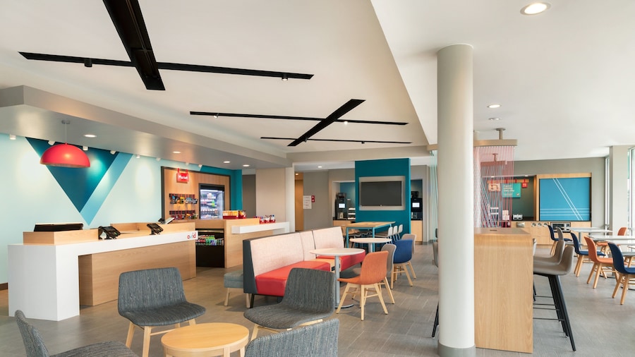 avid hotel Tulsa South - Medical District by IHG