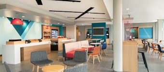 avid hotel Tulsa South - Medical District by IHG