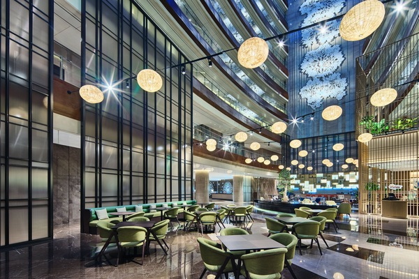 Lobby lounge