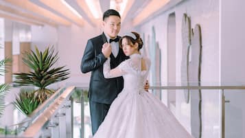 屋内結婚式場
