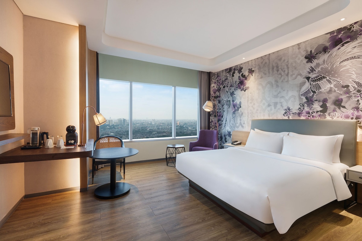 Privilege, Kamar, 1 Tempat Tidur Double | Tempat tidur Select Comfort, minibar, brankas, dan meja kerja