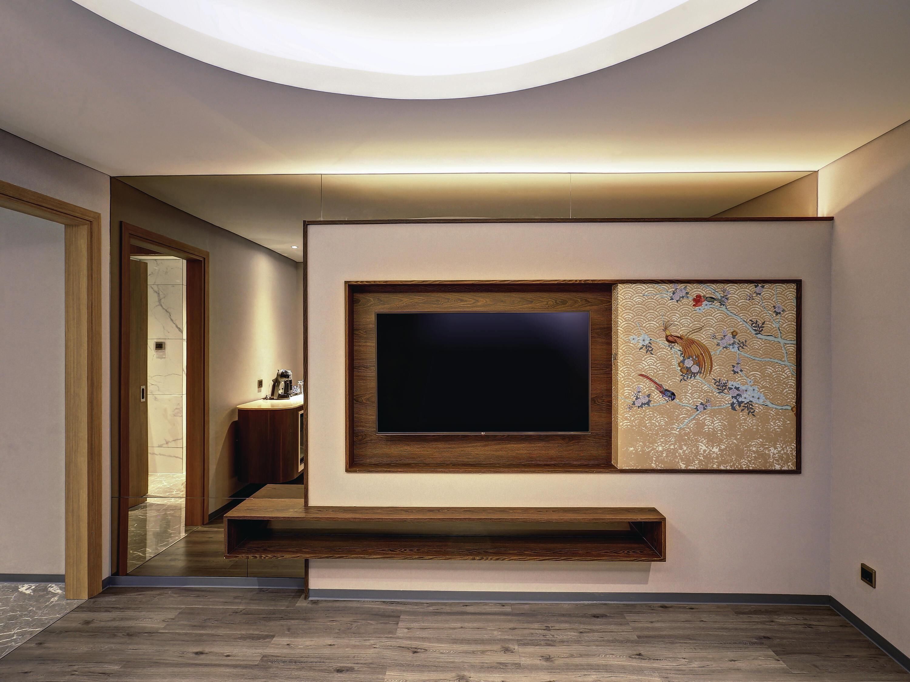 Suite ejecutiva, 1 cama King size | Camas Select Comfort, minibar y caja de seguridad en la habitación 