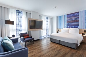 Executive Room, 1 King Bed | Premium bedding, pillowtop beds, minibar, in-room safe - Novotel Chiangmai Nimman Journeyhub (Chiang Mai)