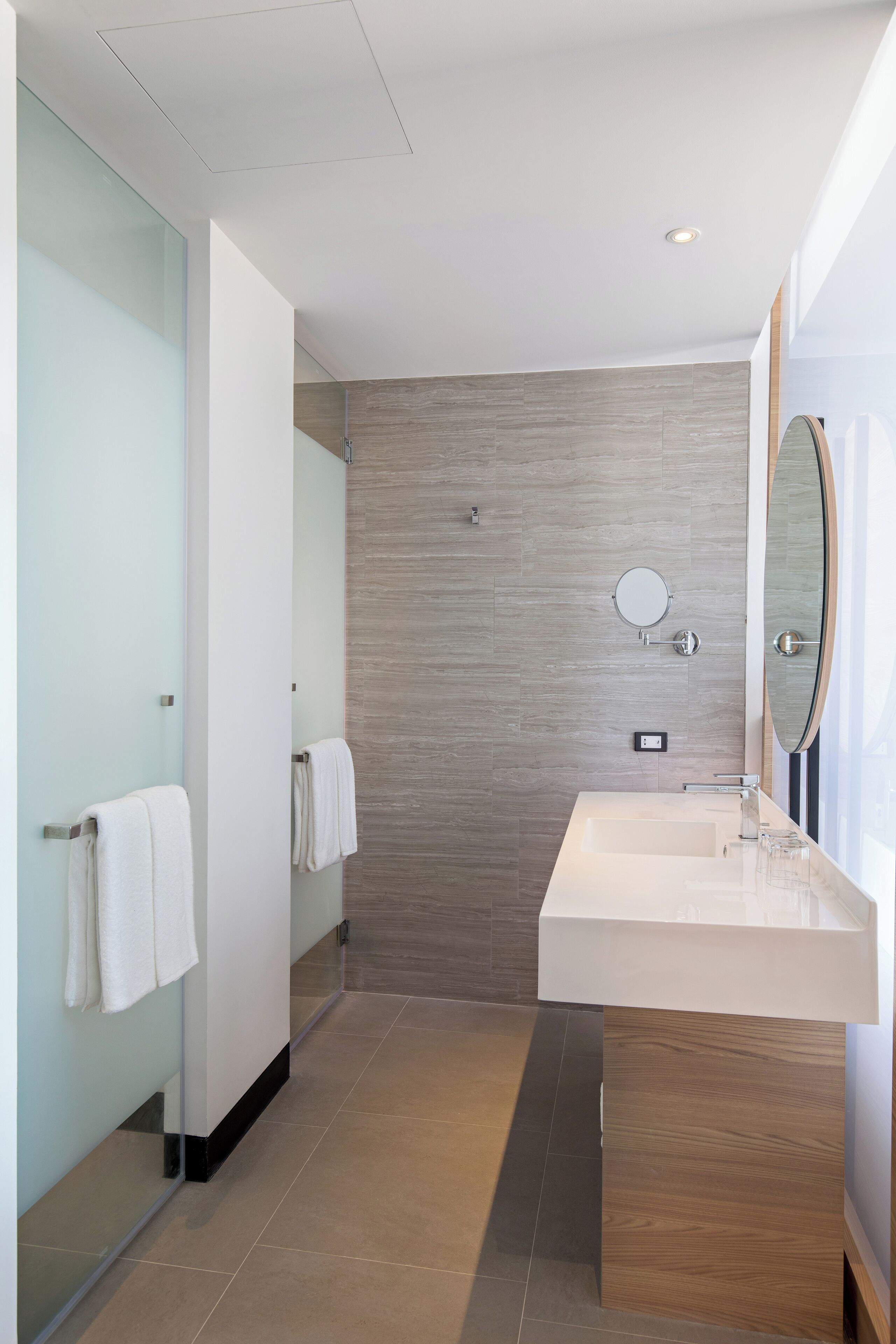 shower, rainfall showerhead, eco-friendly toiletries, hair dryer