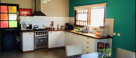 Maison, plusieurs lits, vue montagne | Cuisine privée