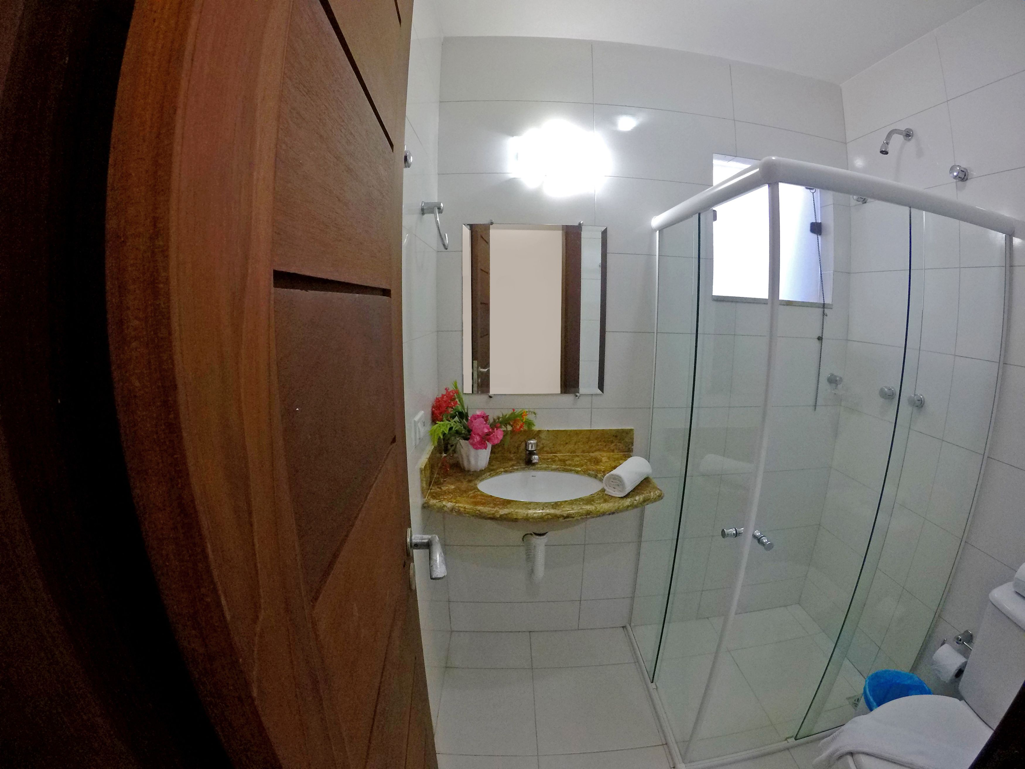 flat family - 3 quartos | bathroom | shower, hair dryer, towels