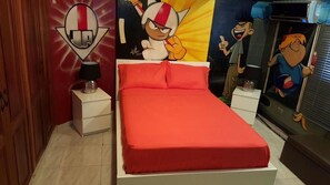 Apartment (Florangel) | 3 bedrooms, in-room safe, desk, blackout curtains