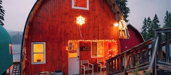 Everly's Hideout, prachtige wildernis uitje in de buurt van Kelowna!