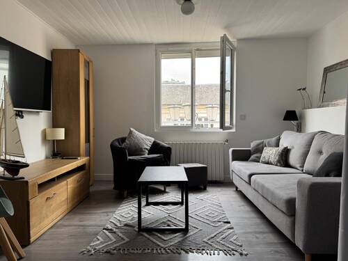 Renovated fisherman's house in 2026 in the center of TROUVILLE