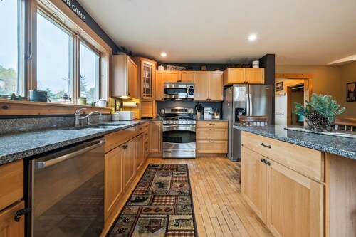 A Beauty At Sunrise - Water View of Haley Pond a mile from downtown Rangeley