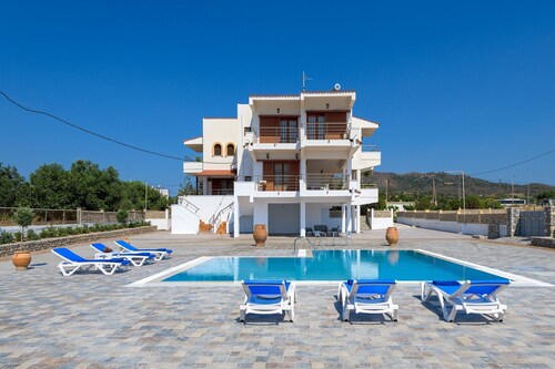 Villa Valasia in Gennadi