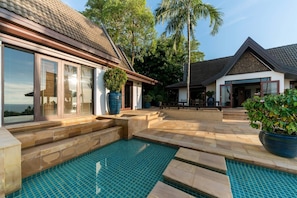 Villa Baan Hen, 5 Bedroom in Kata Beach 