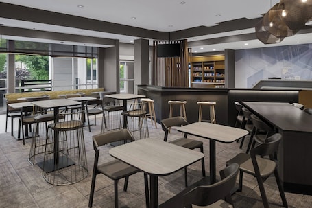 Lobby. SpringHill Suites by Marriott Tuckahoe Westchester County